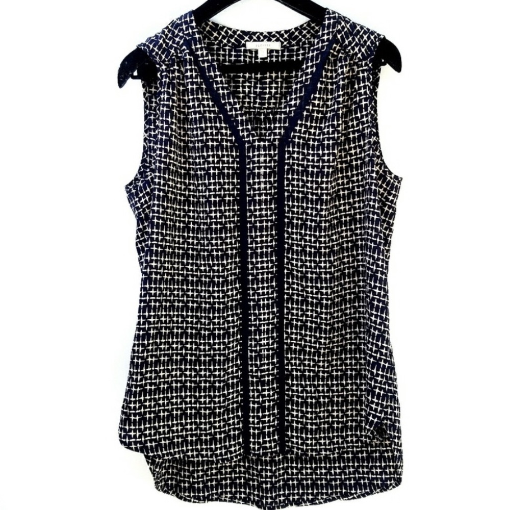 Pleione Yoked Tunic Tank Top